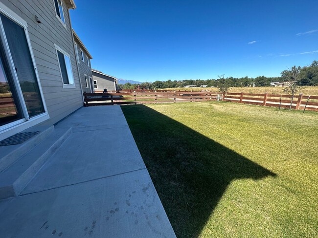 Building Photo - 7088 Preble Dr