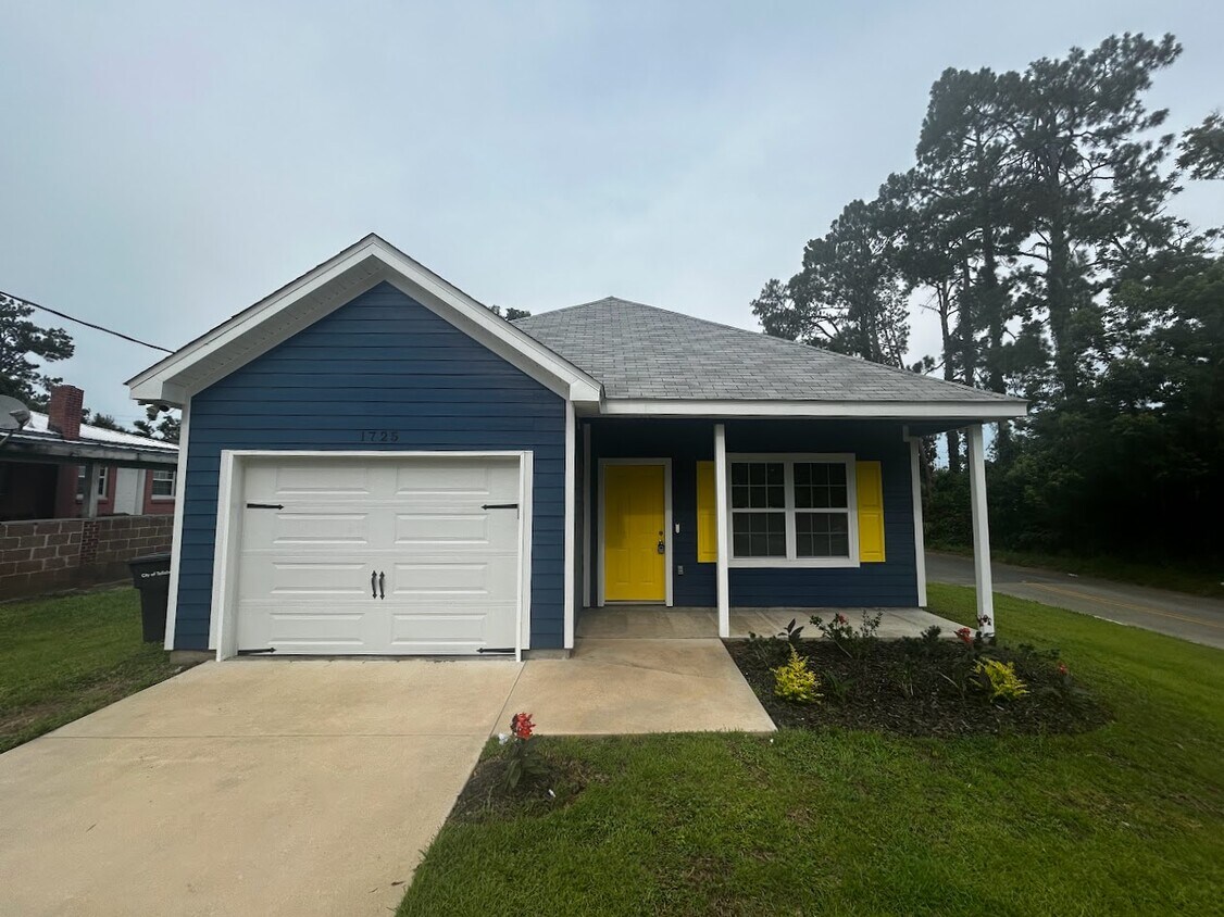 Foto principal - 1725 Holton St