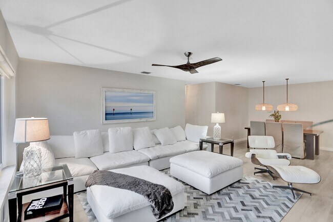 Foto del edificio - 7910 Hawthorne Ave