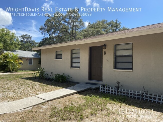 Building Photo - Charming Vintage 1-Bedroom Apartment in La...