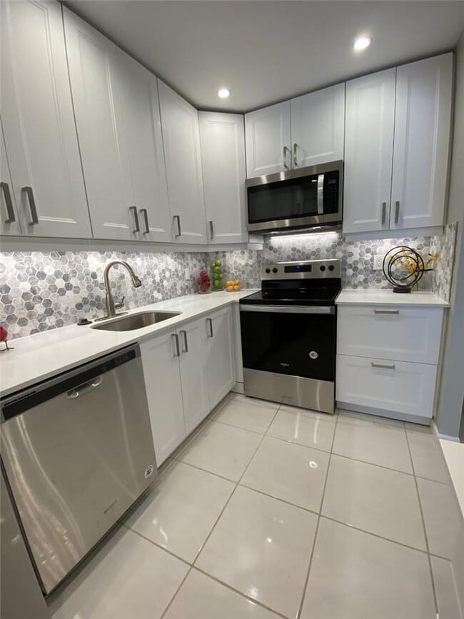 Foto del edificio - 21 Jacaranda Dr