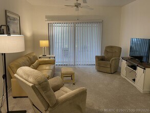 Building Photo - 3023 Alcazar Pl