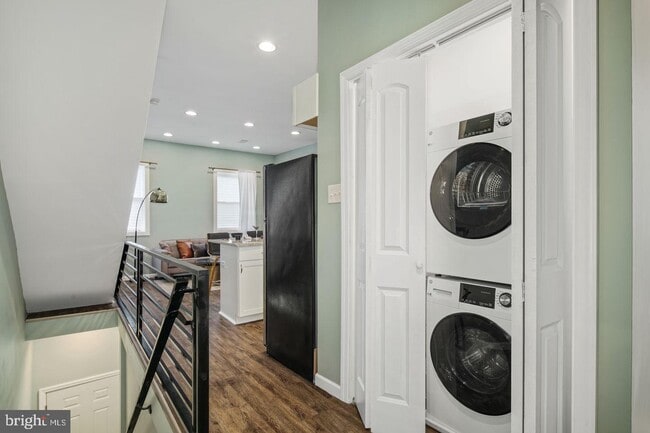 Building Photo - 3904 Aspen St