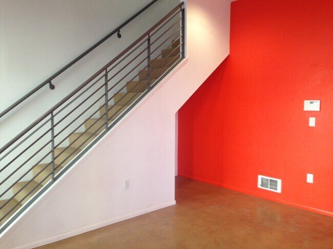 Building Photo - 1215 67th Street