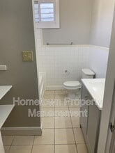 Building Photo - 69 Main St