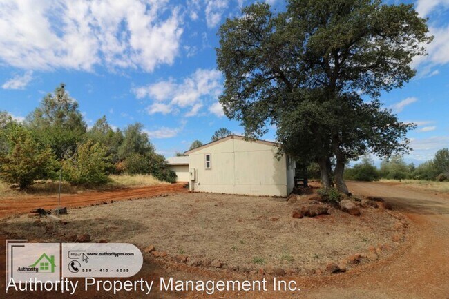 Foto del edificio - 3 br, 2 bath House - 7700 Fisher Lane