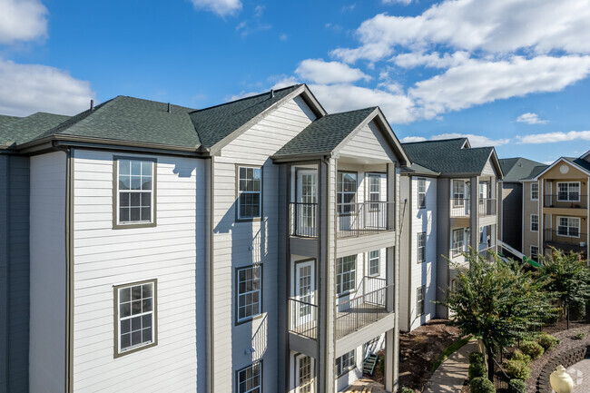 Building Photo - Landmark Apartments