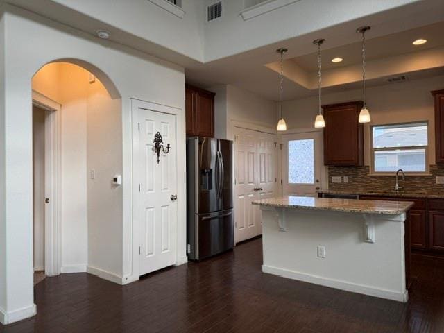 Foto del edificio - 16101 Hawthorne Heights Trail