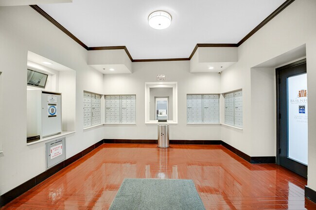 Foto del edificio - 40 E 9th St