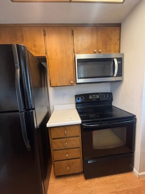 Foto del edificio - 1083 Chadwick Cir
