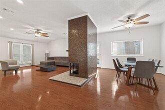 Building Photo - 1506 Apple Park Dr