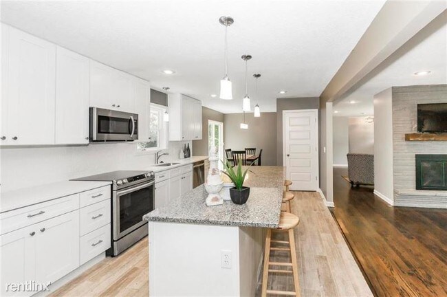 Foto del edificio - 4 br, 2.5 bath House - 9201 Belinder Rd
