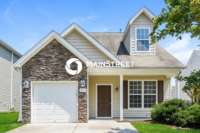 Foto principal - 3 Bedroom Pet-Friendly Home in GREENSBORO,...