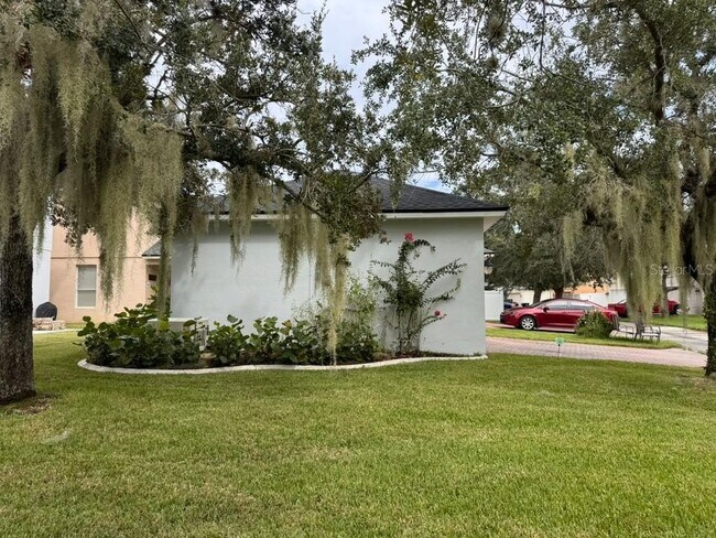 Foto del edificio - 6466 Old Carriage Rd