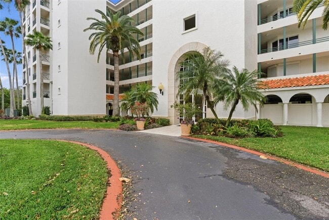 Foto del edificio - 4750 Dolphin Cay Ln S