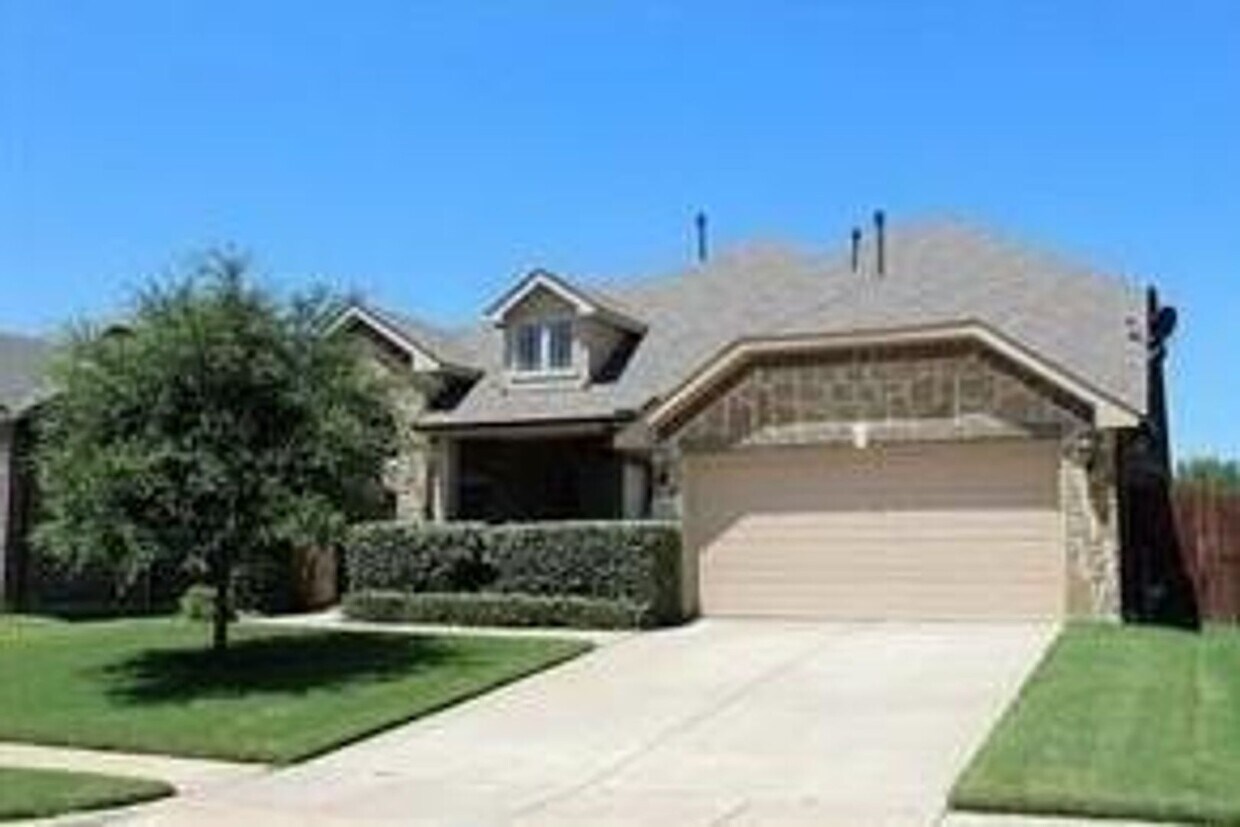 Foto principal - Great Location, available NOW!