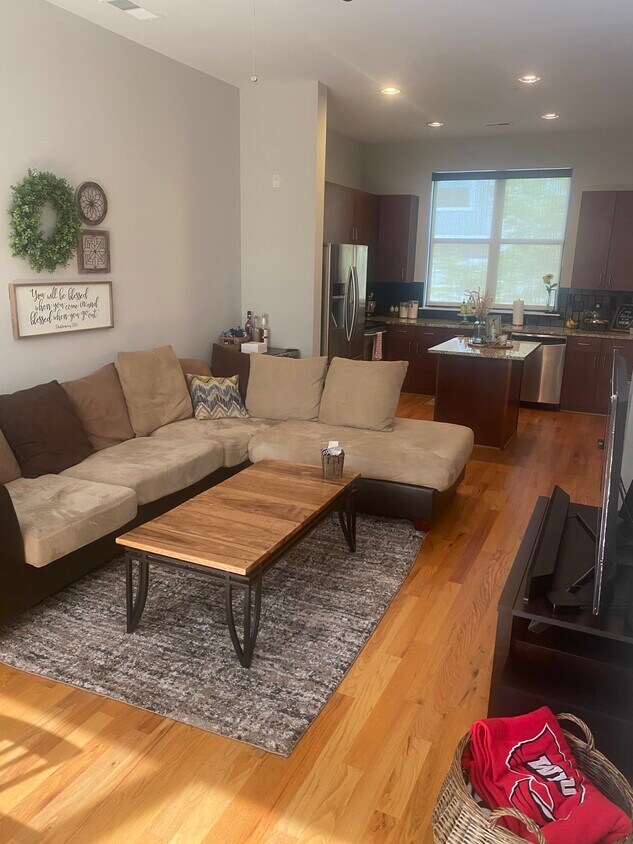 463 M St Unit 463, Charlotte, NC 28204 Condo for Rent in Charlotte