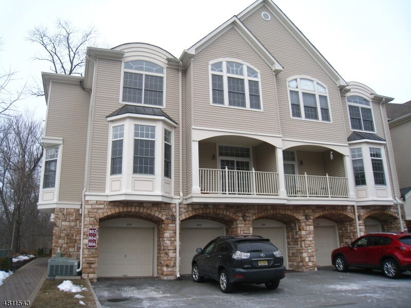 806 Kensington Ln, Livingston, NJ 07039 Townhouse for Rent in
