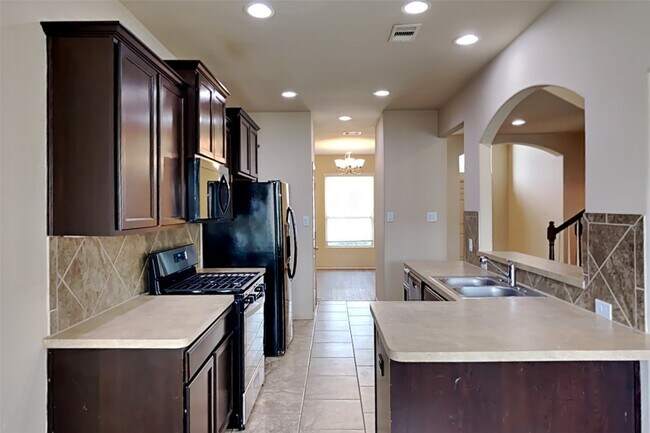 Building Photo - 2313 Jefferson Crossing Dr