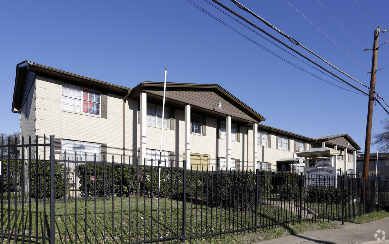 Primary Photo - Southdale Apartments