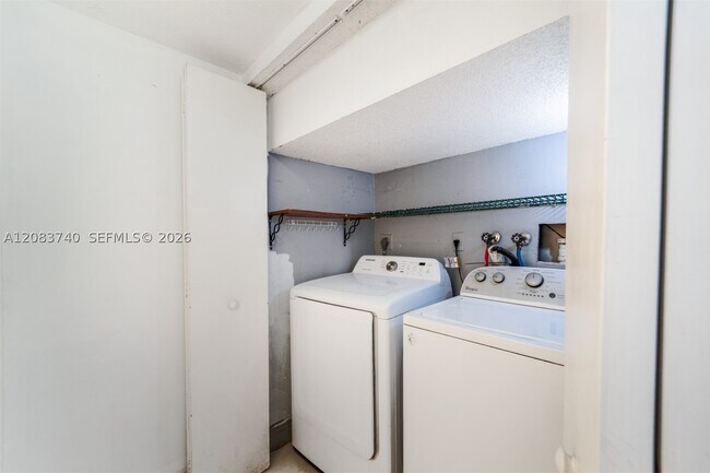 Foto del edificio - 13975 SW 179th St