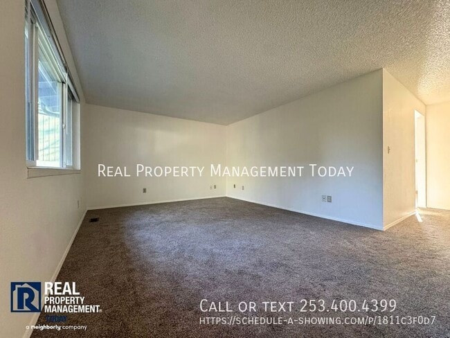 Foto del edificio - 4502 76th Ave W