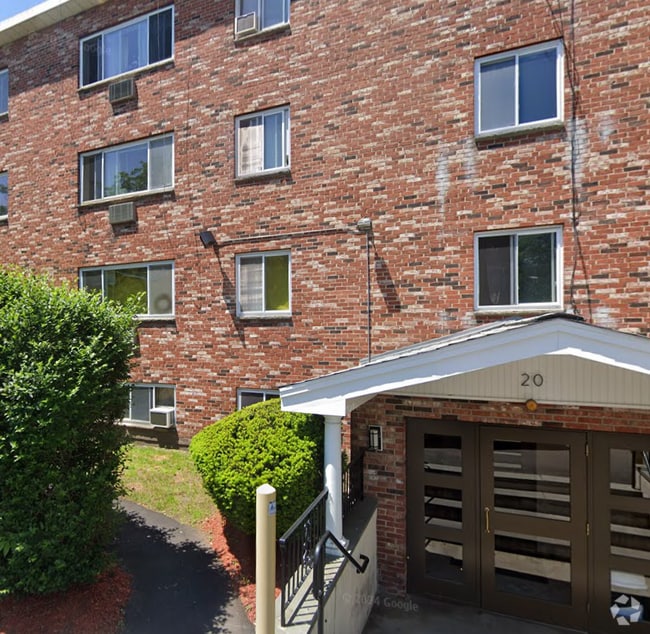 Building Photo - 20 Radcliffe Rd