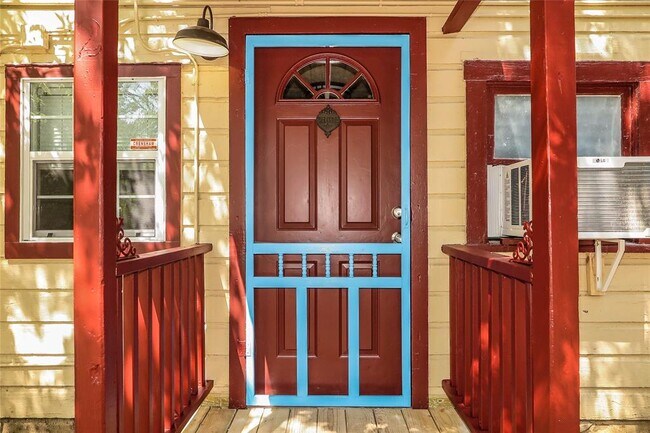 Foto del edificio - 1312 Pine St