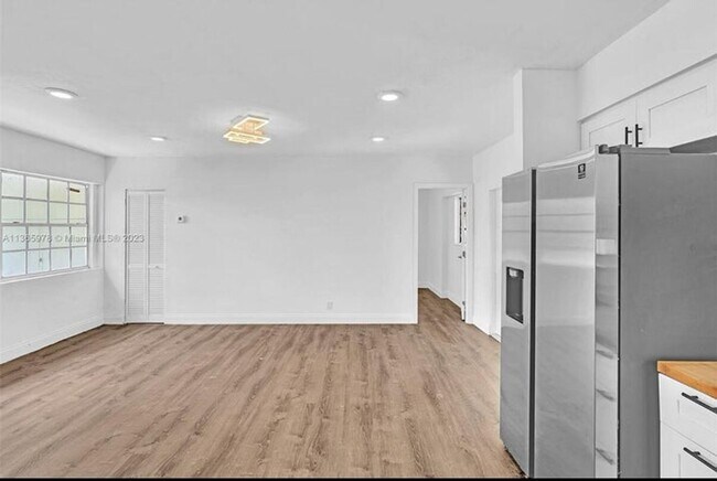 Foto del edificio - 1150 SW 46th Ave