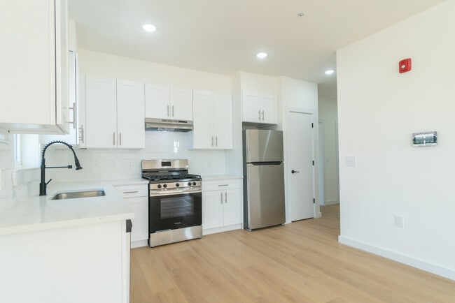 Building Photo - Wheeler Avenue Apartments