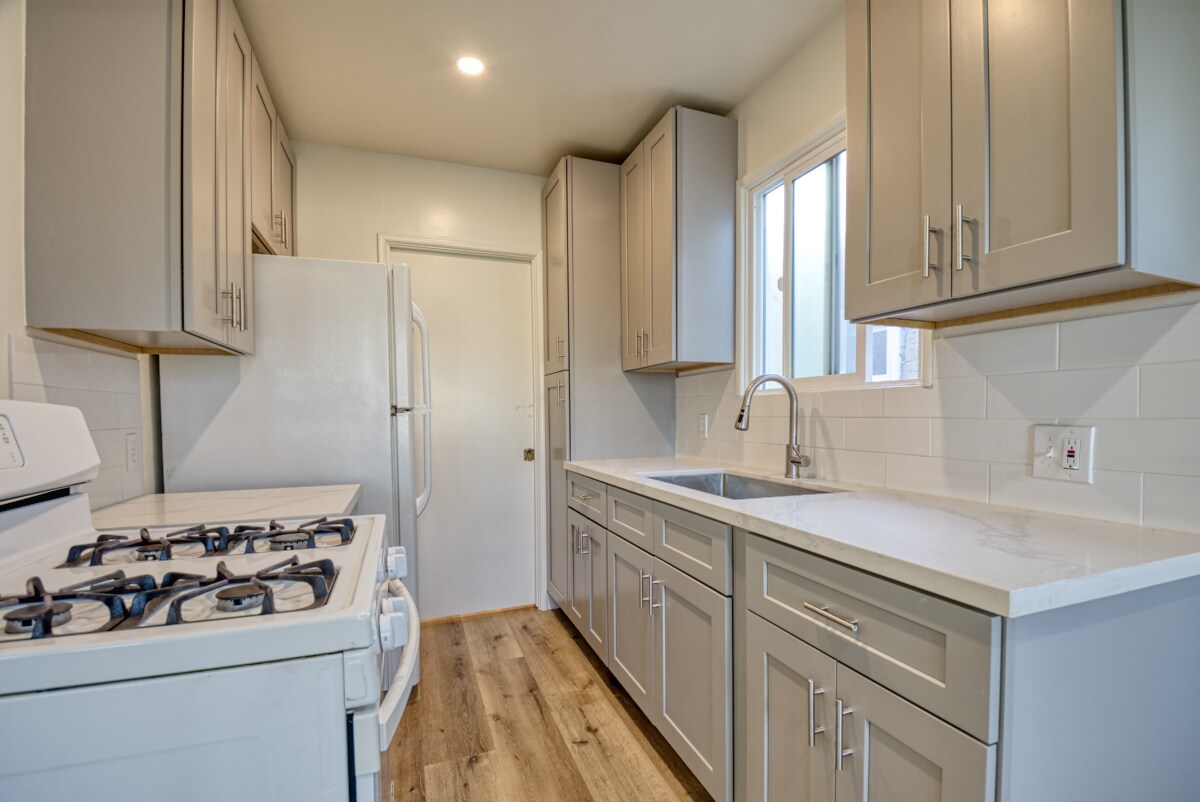 Kitchen - 1301 Prospect Ave