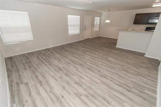 Building Photo - 1011 Imperial Heights Dr