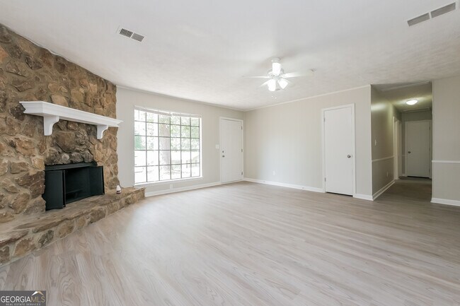 Foto del edificio - 8236 Greenmar Way