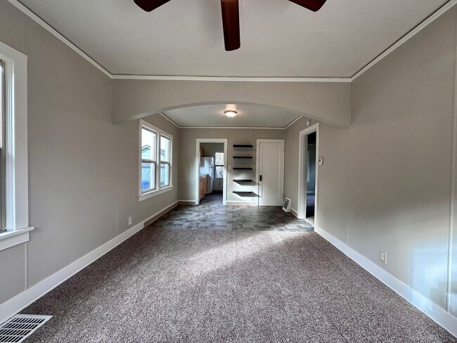 Foto del edificio - Adorable Home in a Historic Oregon City Neighborhood