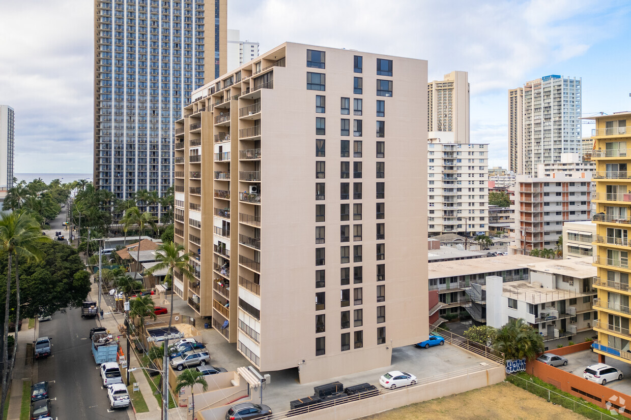 Foto principal - 250 Ohua Ave