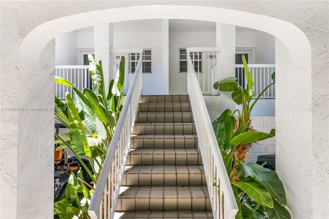 Foto del edificio - 1707 E Las Olas Blvd