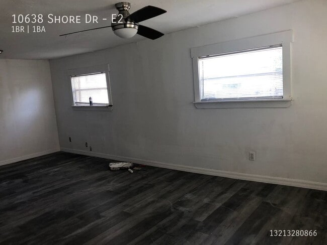 Building Photo - 10638 Shore Dr