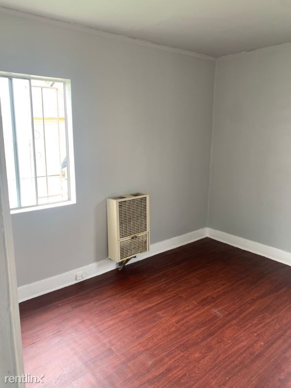Foto del edificio - 1 br, 1 bath Apartment - 5956 Arlington Ave