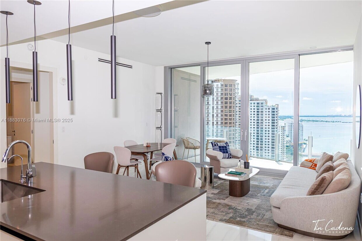 Photo - 300 Biscayne Boulevard Way, Miami, FL 33131 - 2 BR 2.5 BA condo
