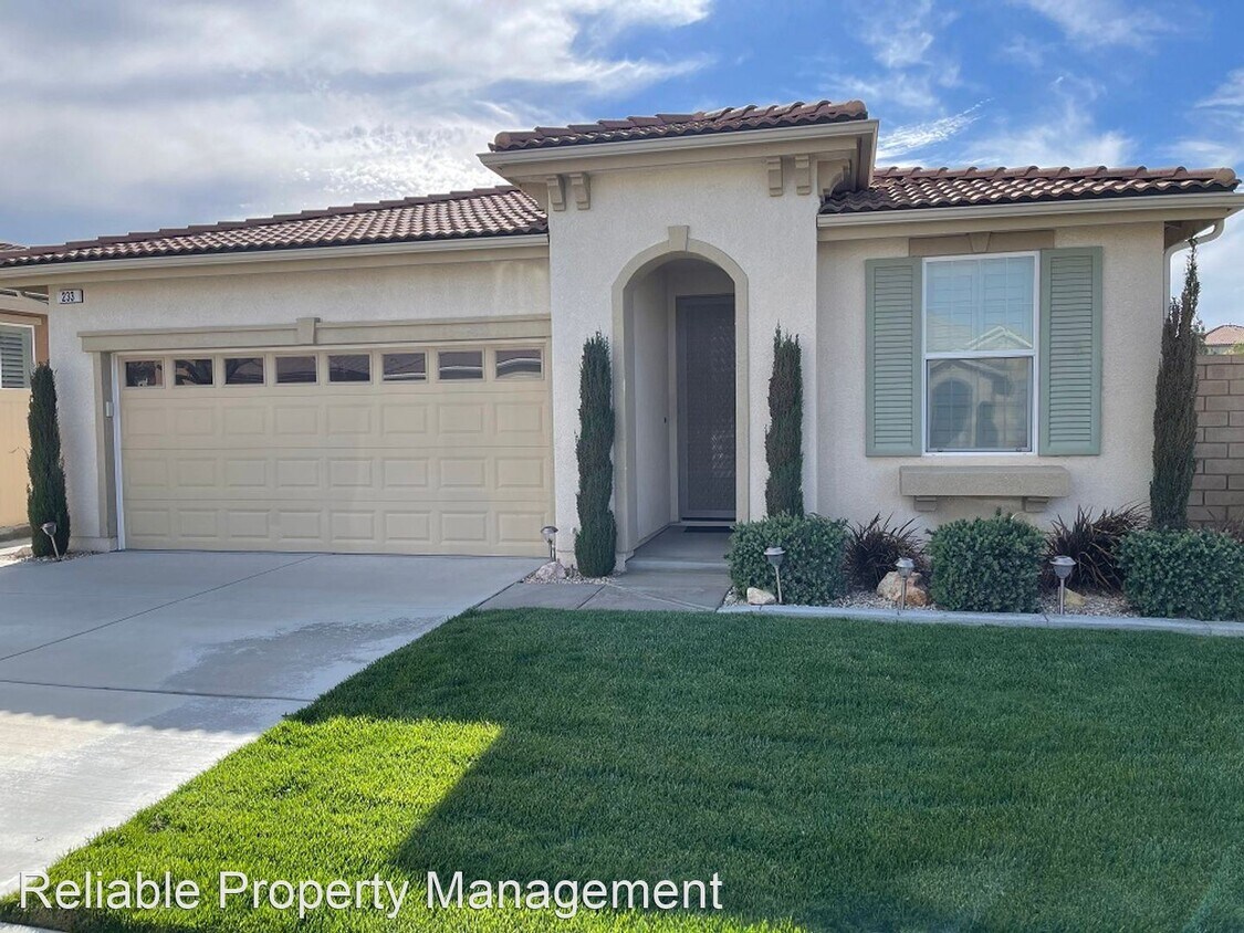 Foto principal - 2 br, 2 bath House - 233 Box Springs Trail