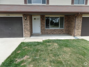 Building Photo - 315 Creekside Dr