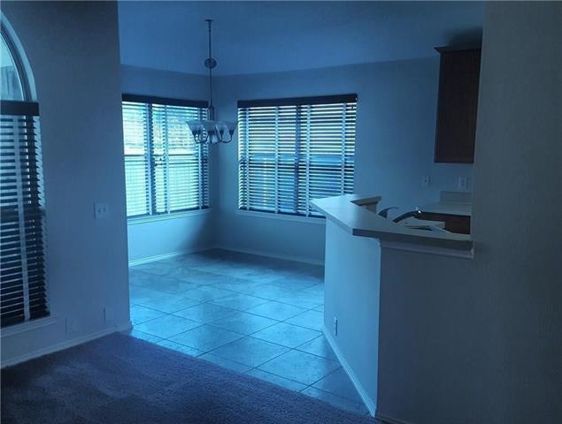 Foto del edificio - 2501 Spring Dr