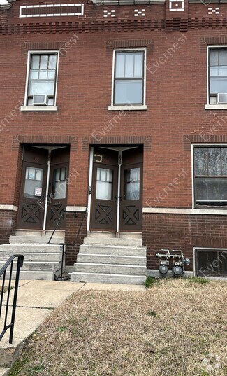 Building Photo - 551 Bates St