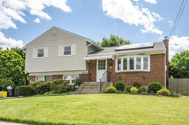 Foto del edificio - 22 Monroe Ave