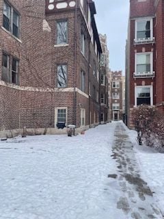 Building Photo - 1354 W Greenleaf Ave