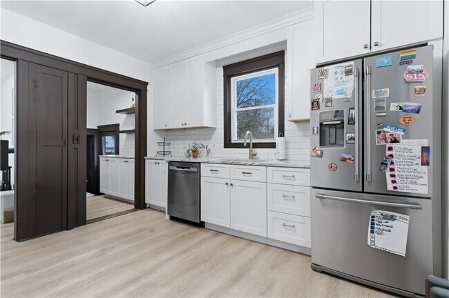 Foto del edificio - 44 Holburn Ave