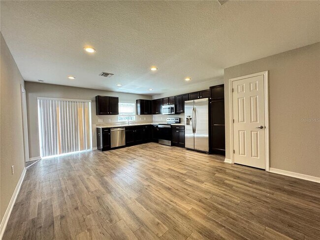 Foto del edificio - 3127 24th St W