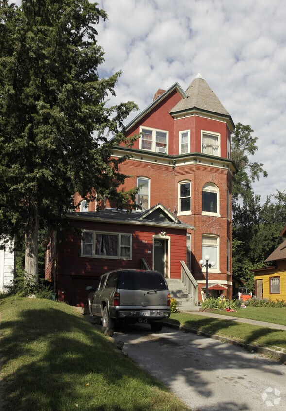 Building Photo - 1018 S 31st St
