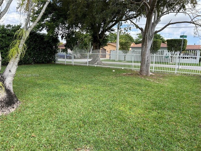 Foto del edificio - 6501 SW 34th St