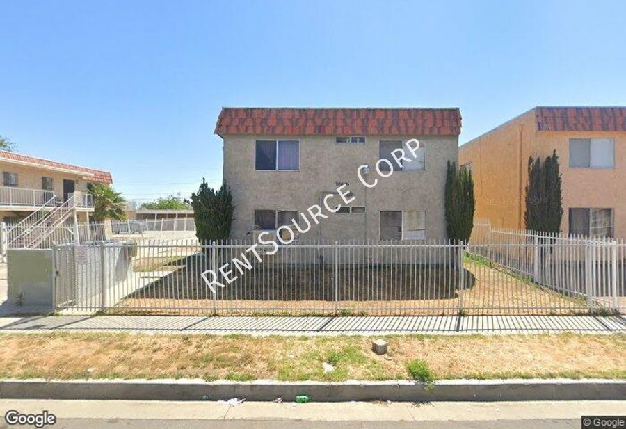 Primary Photo - 2 Bedroom 1 Bathroom Condo in Palmdale